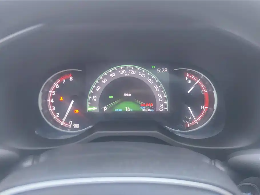 RAV4 2.0 L CVT 2 WD Style