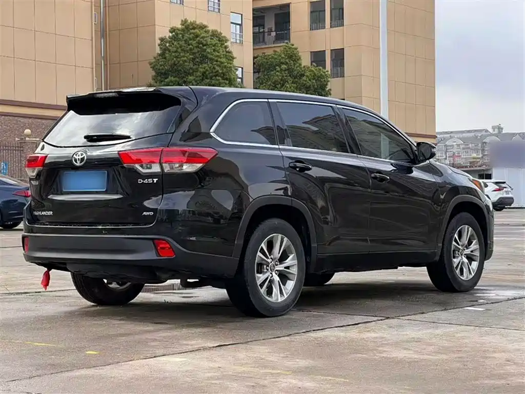 Highlander 2.0 T 4 WD Elite 7-seat CN-VI