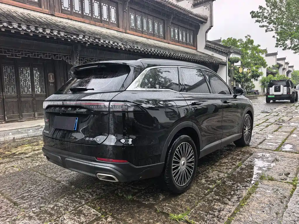 Tiggo 8 L 2.0 T 2 WD Distinguished 5-seat