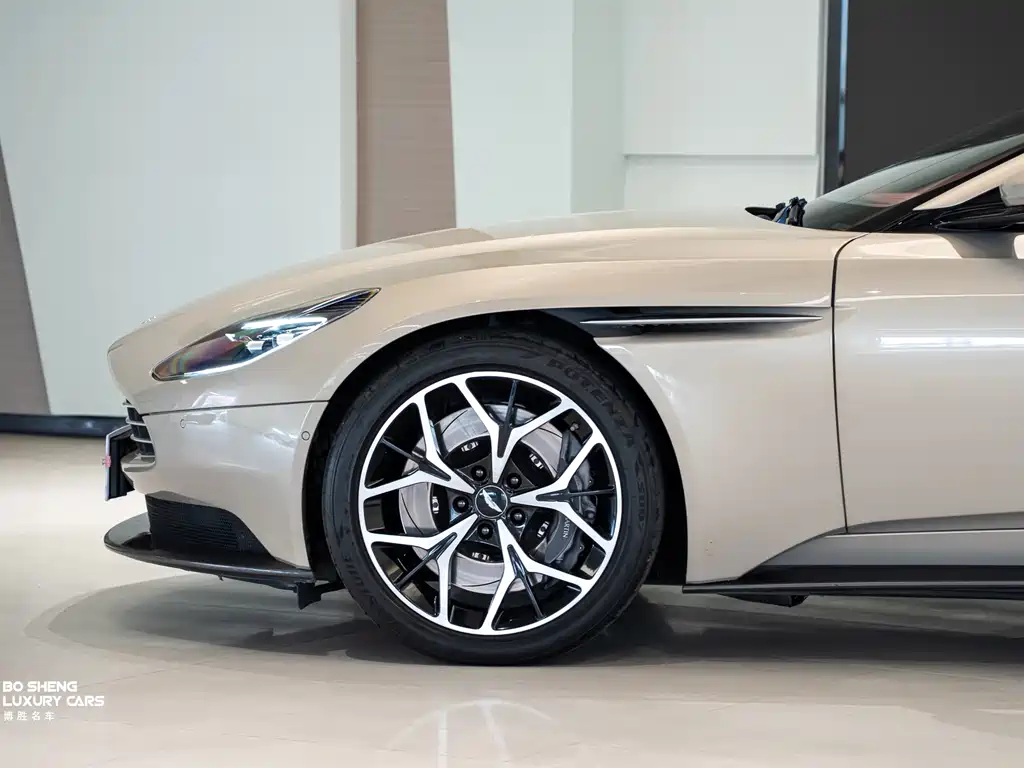 Aston Martin DB11 4.0 T V8 Volante