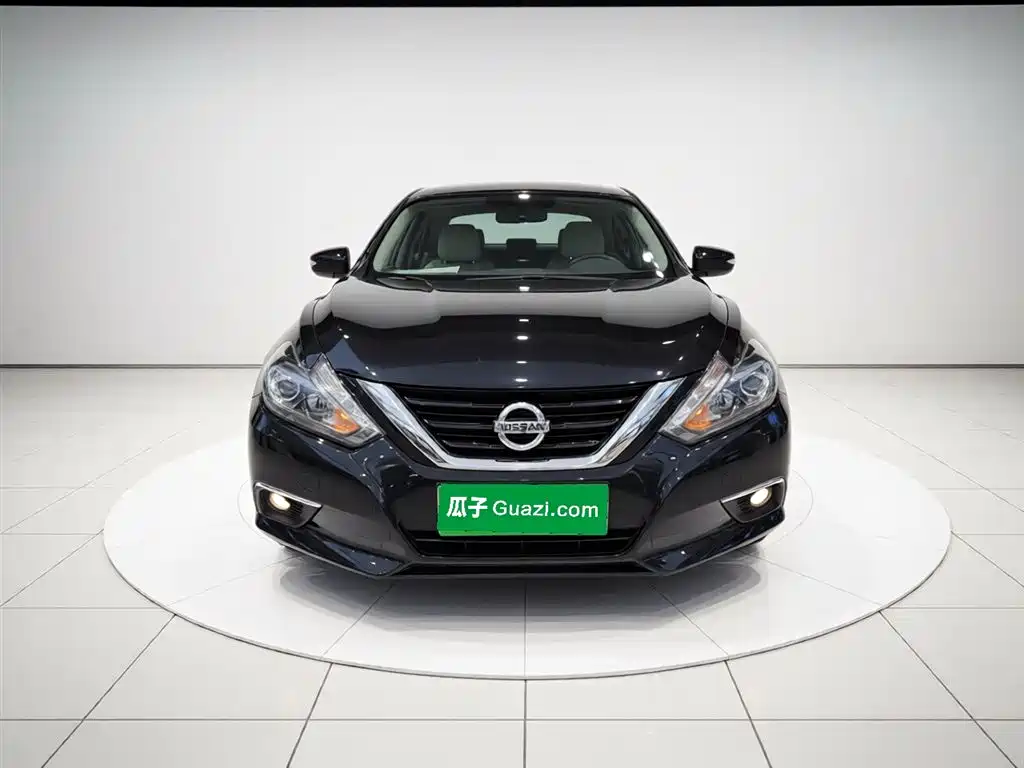 Teana 2.0 L XL Smart Progress