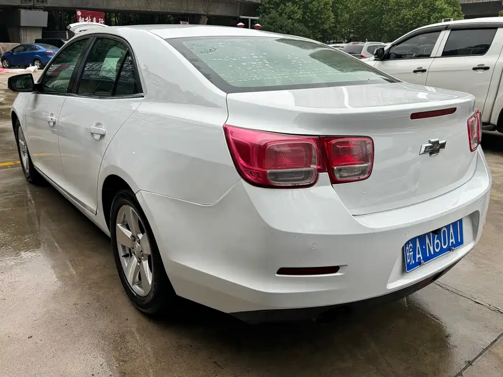 Malibu 2.0 L Auto Luxury