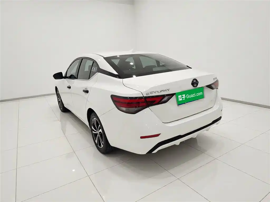 Sylphy 1.6 L XL CVT Joy