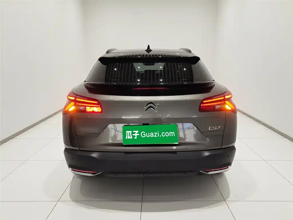C5 X 凡尔赛C5 X 2021款 1.6 T 势不凡