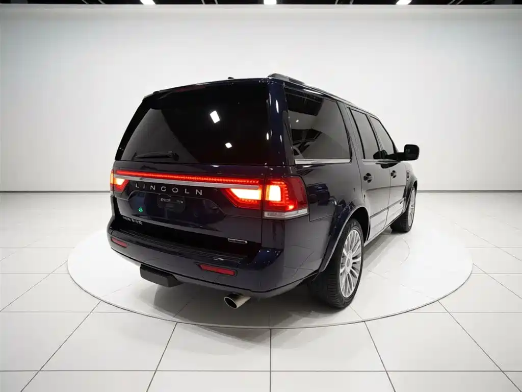 Navigator 3.5 T AWD