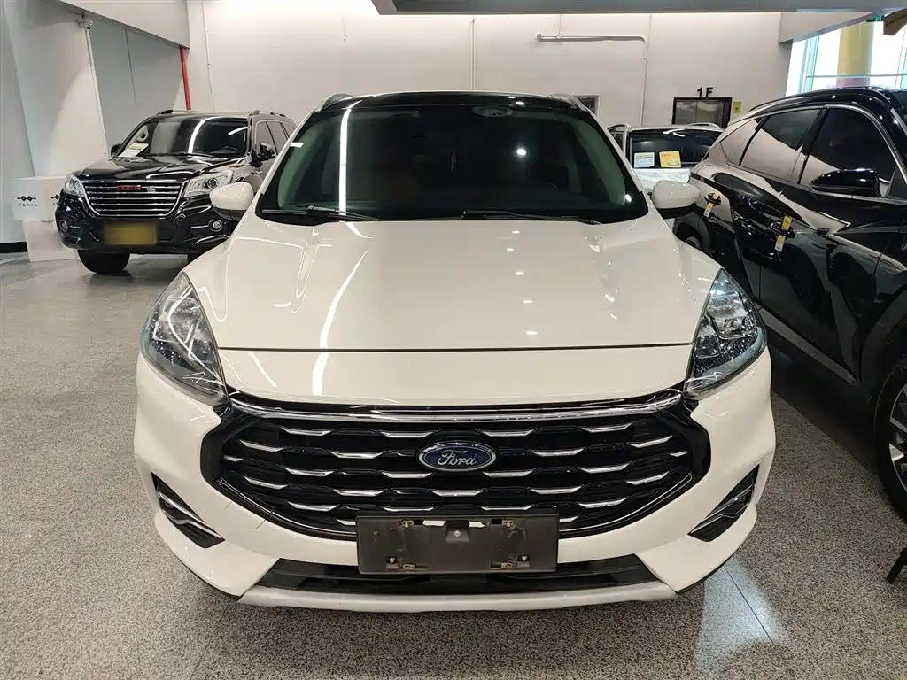Escape EcoBoost 245 2 WD Shine Enjoyment