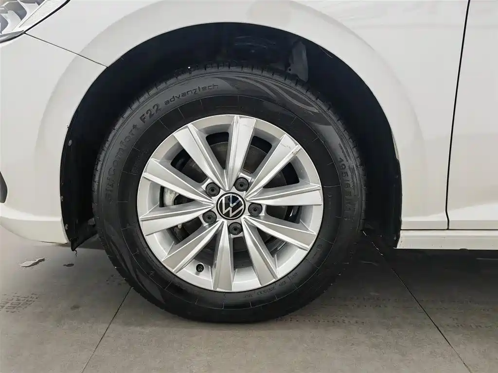 Lavida 1.5 L Auto Comfort
