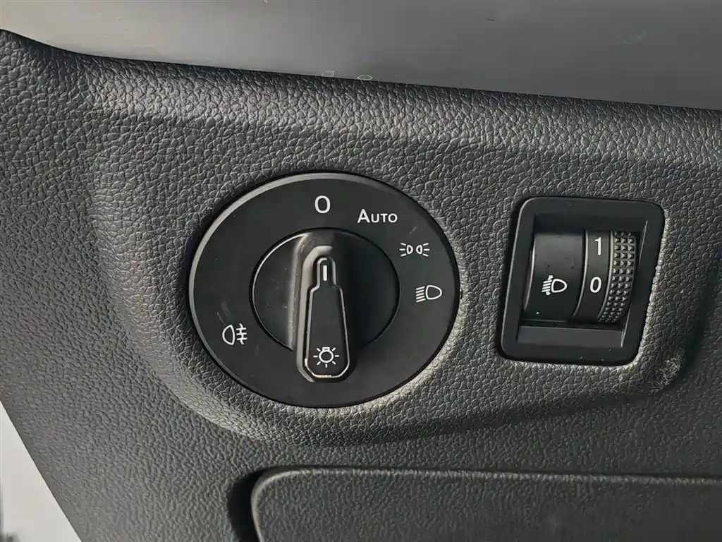 Lavida 1.5 L Auto Comfort