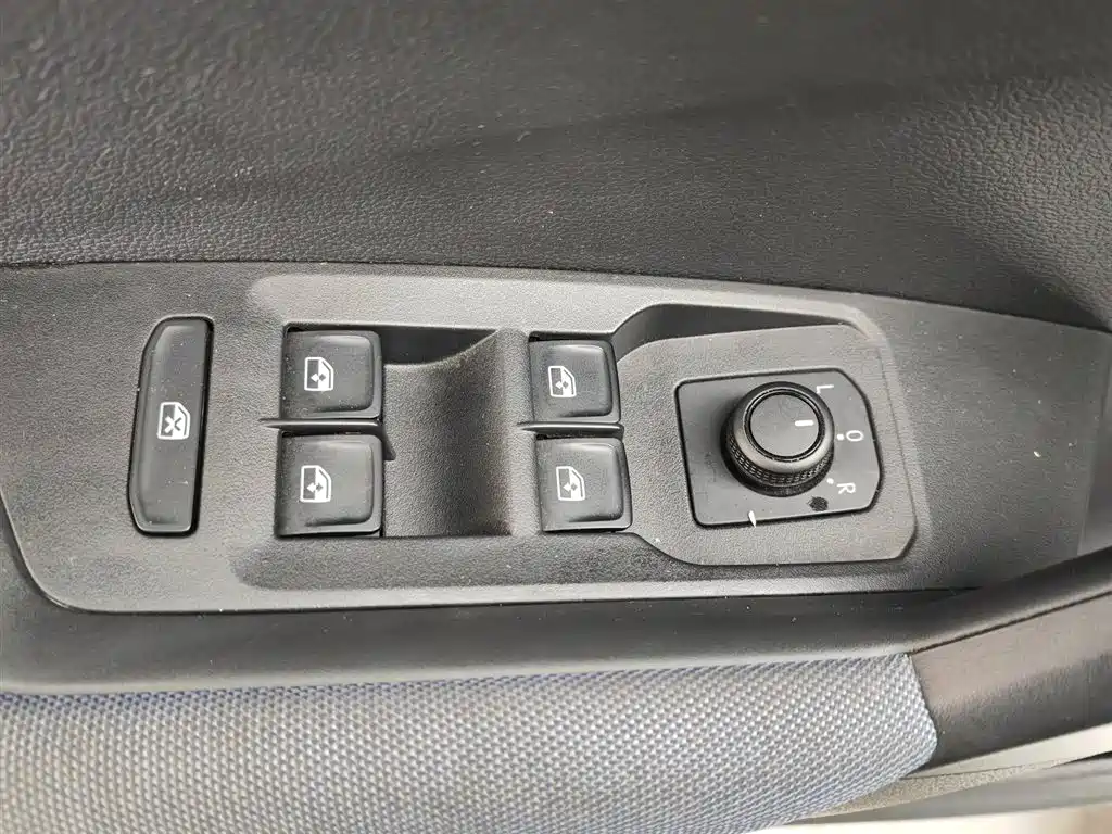 Lavida 1.5 L Auto Comfort