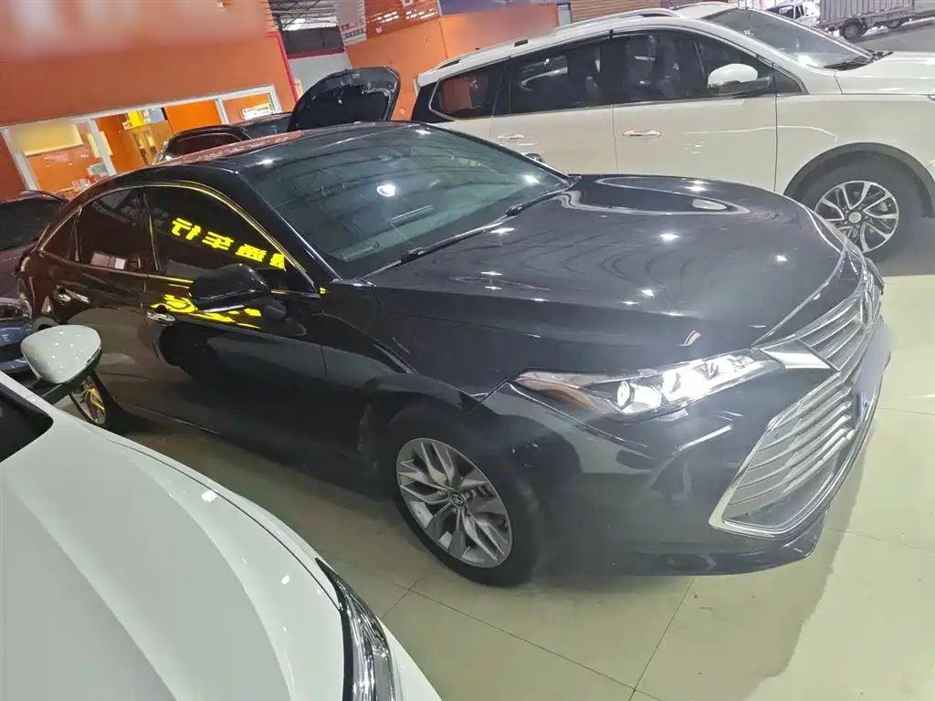 Avalon 2.5 L Luxury