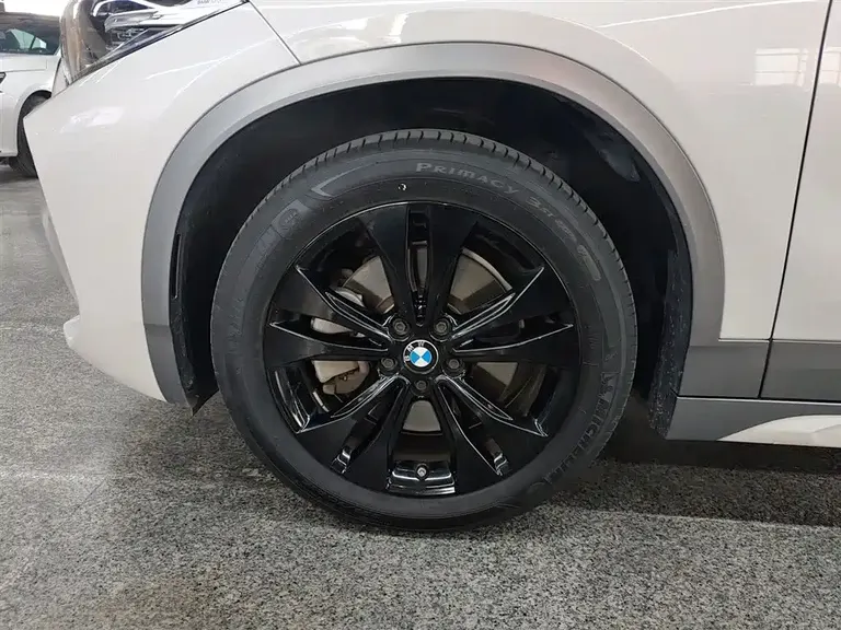 BMW X2 Facelift sDrive25 i M Offroad Package