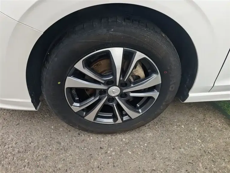 Changan Eado PLUS Blue Whale NE 1.4 T GDI DCT Distinguished
