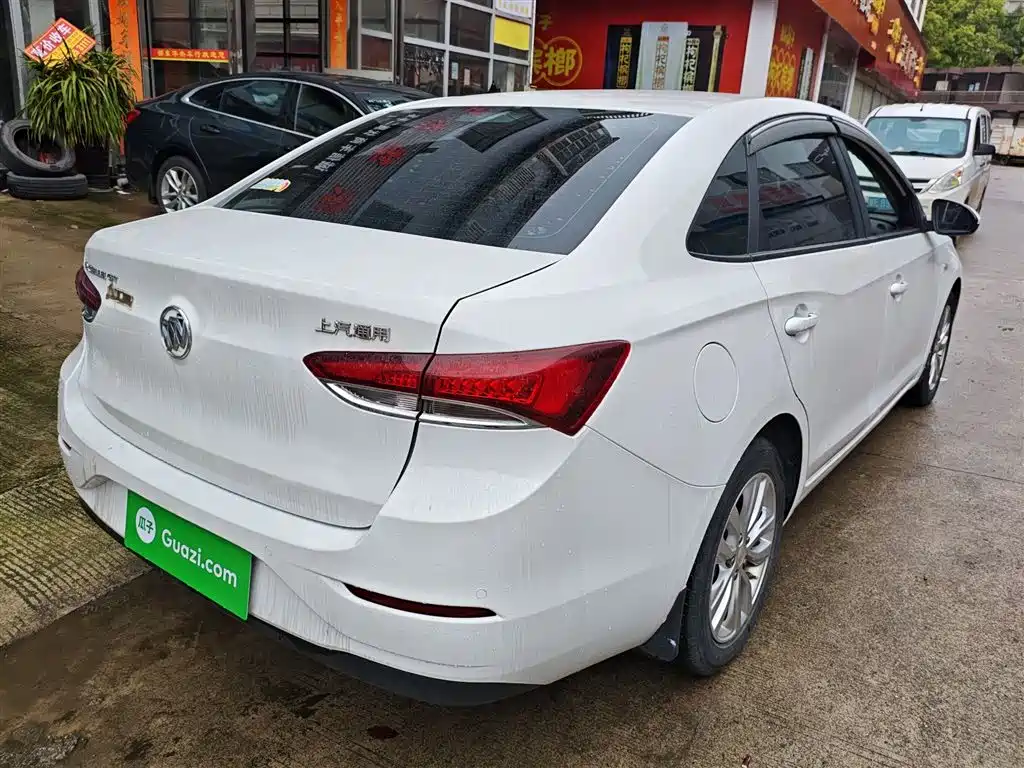 Excelle GT Facelift Exemplary 1.5 L Auto Elite