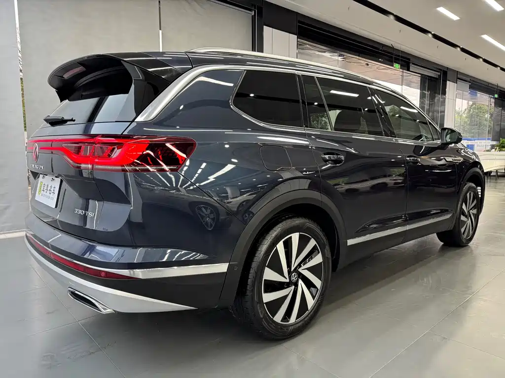 Talagon 330 TSI 2 WD Luxury Premium Realm