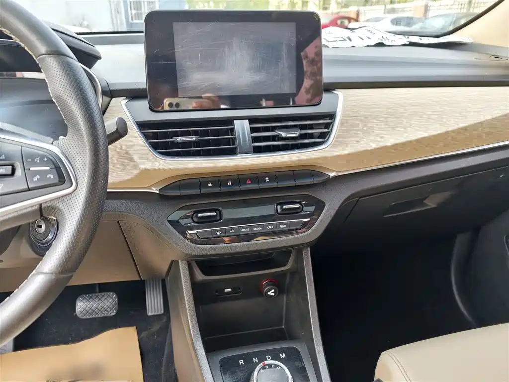 Baojun 360 宝骏360 2019款 1.5 L 自动豪华型 国VI