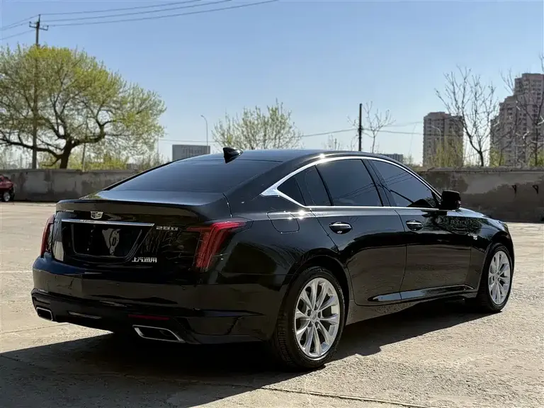 Cadillac CT5 28 T Luxury (Standard)