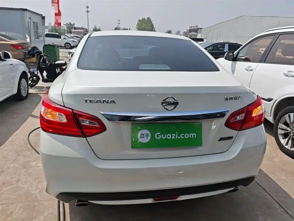 Teana 2.0 L XL Smart Progress