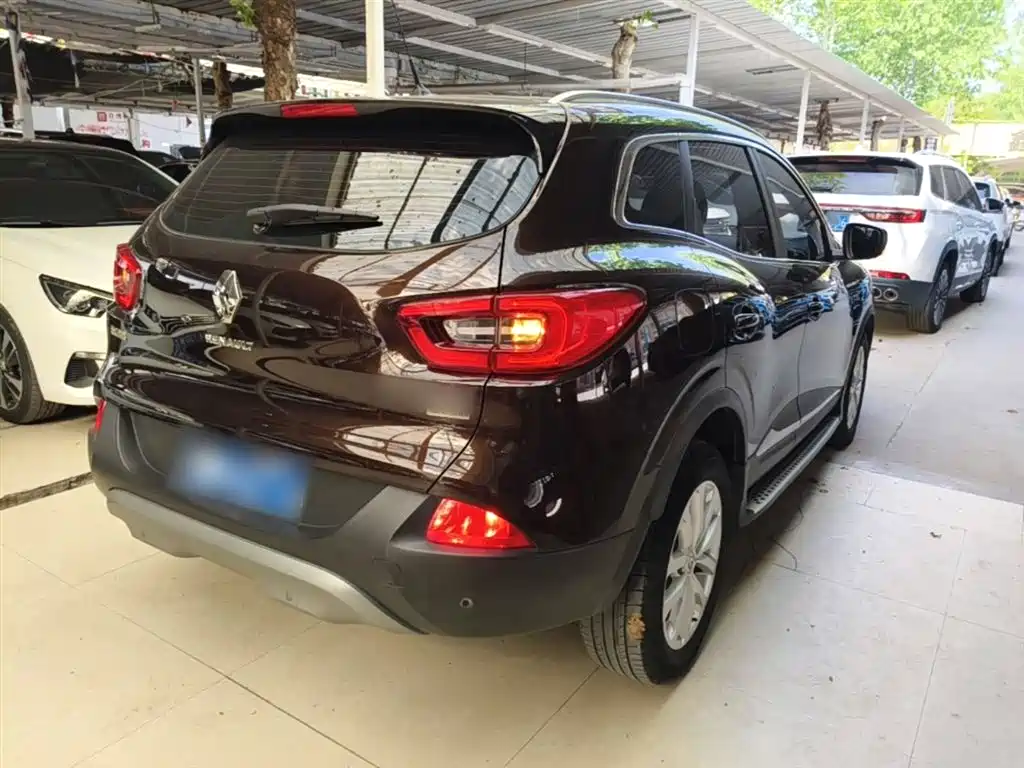 Kadjar 2.0 L 2 WD Leading