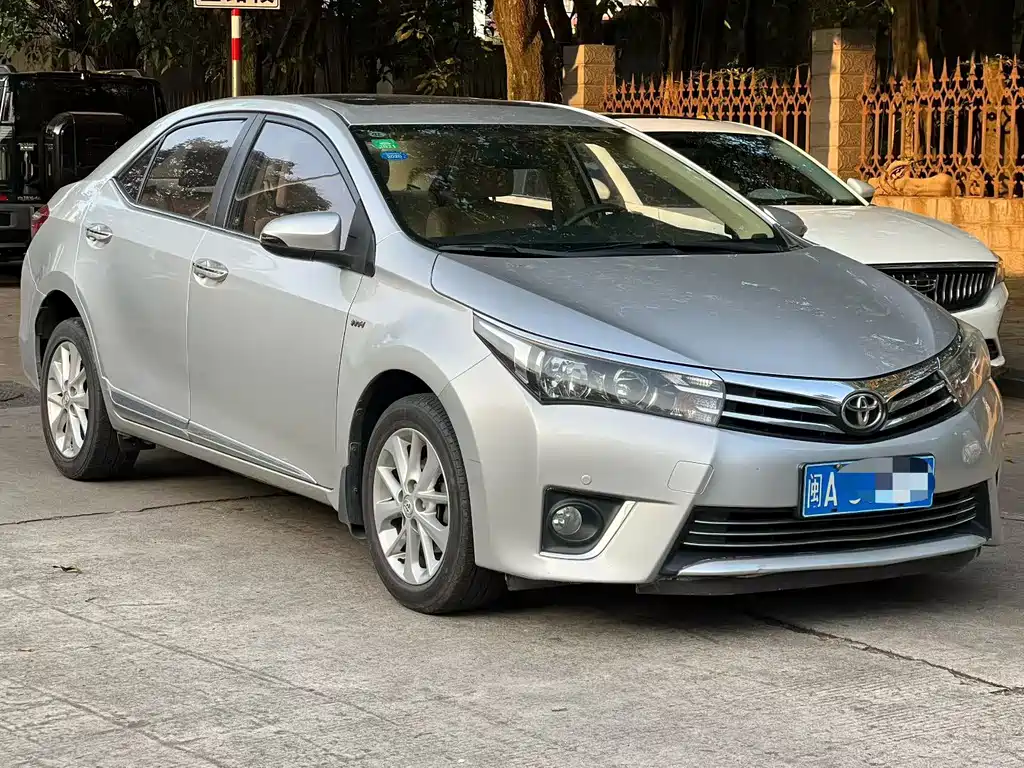 Corolla 1.6 L CVT GL-i Leather