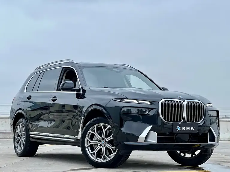 BMW X7 xDrive40 i Leading Luxury Package