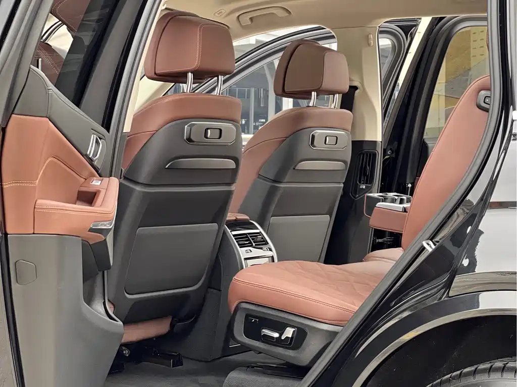 BMW X7 xDrive40 i Leading Luxury Package