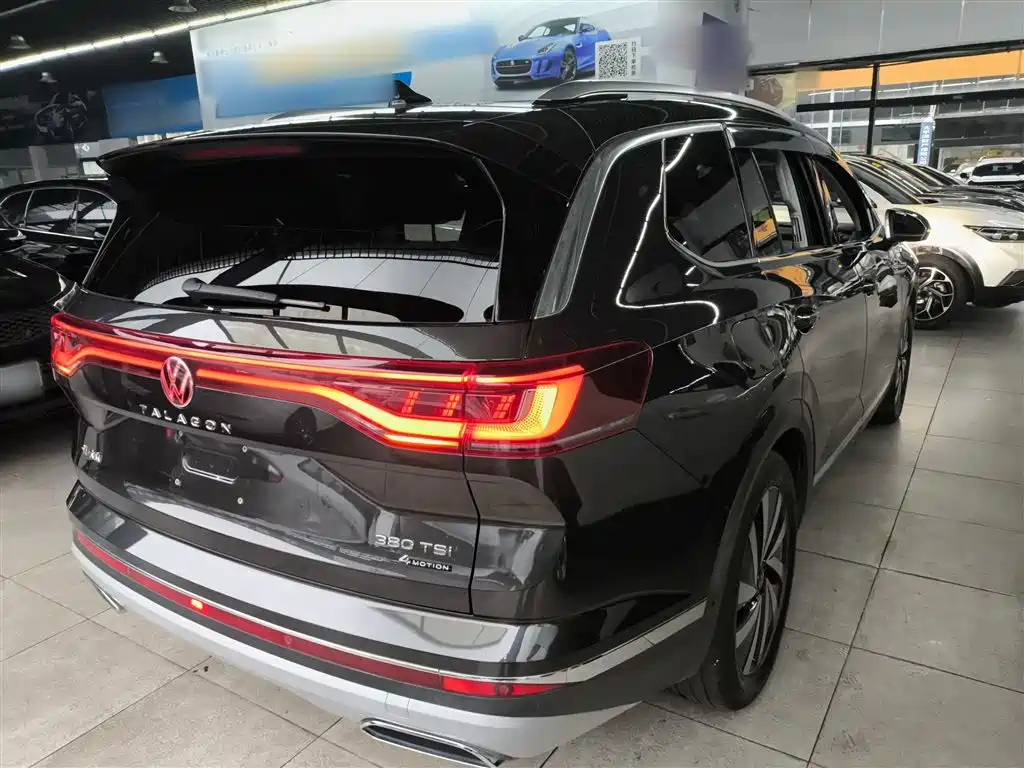 Talagon 380 TSI 4 WD Luxury Premium Realm Pro 6-seat