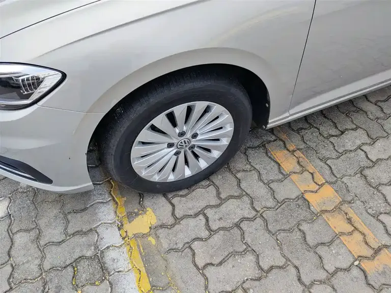 Volkswagen Lavida 280 TSI DSG Comfort CN-V