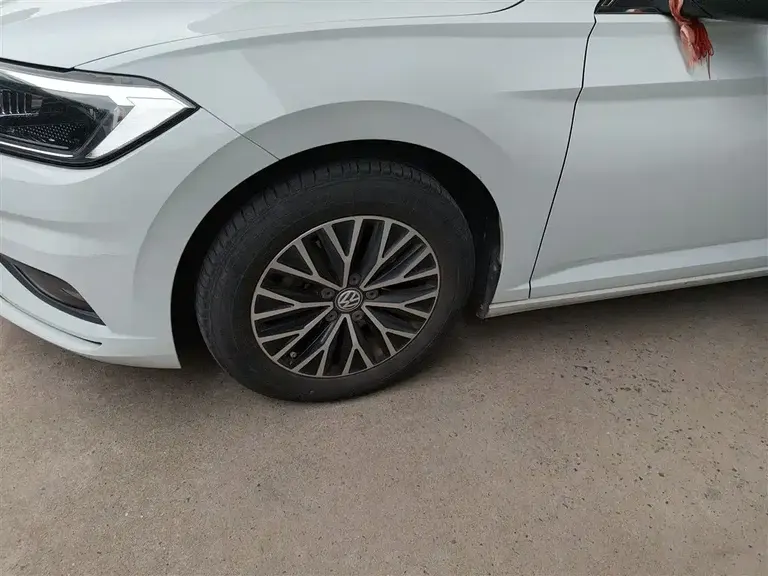 Volkswagen Sagitar 200 TSI Manual Comfort CN-VI