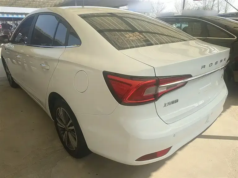 Roewe i5 1.5 L Manual 4 G Connected Bright Grand