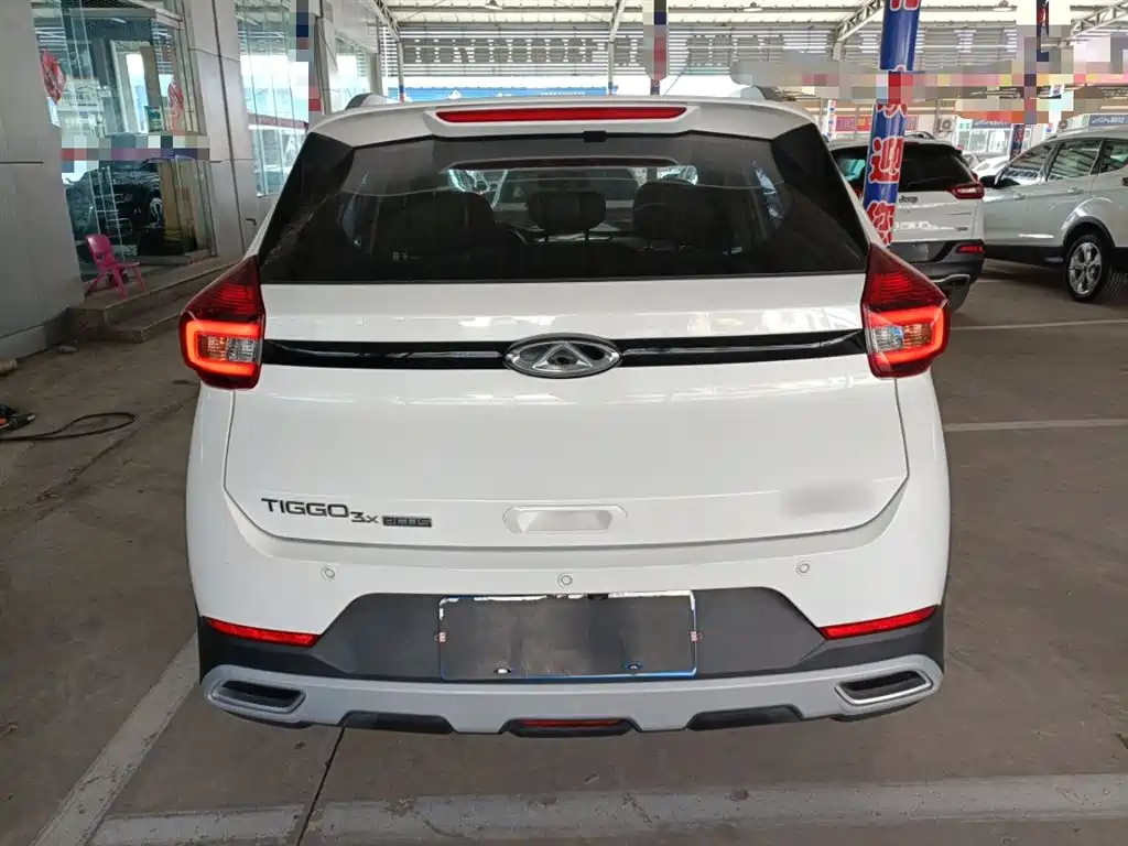 Tiggo 3 x 瑞虎3 x 2021款 改款 PLUS 1.5 L 手动痛快红枣版