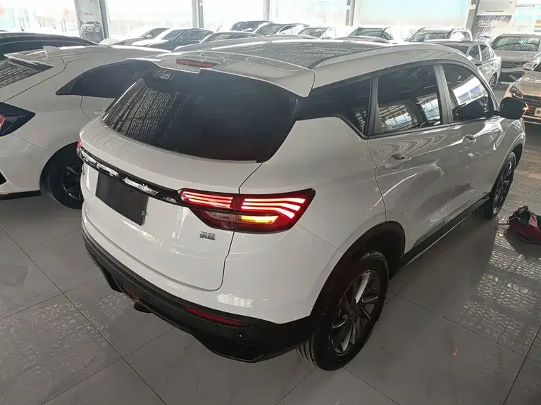 Geely Binyue 1.5 T DCT Dragon Rise