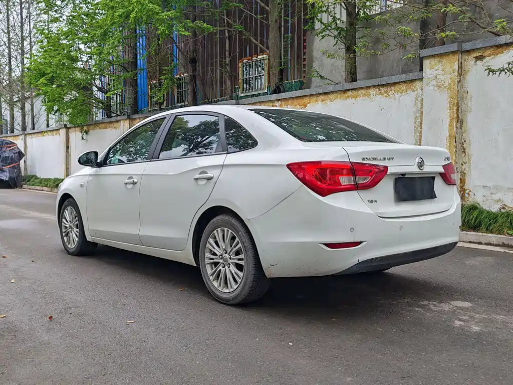 Excelle GT 15 N Manual Elite