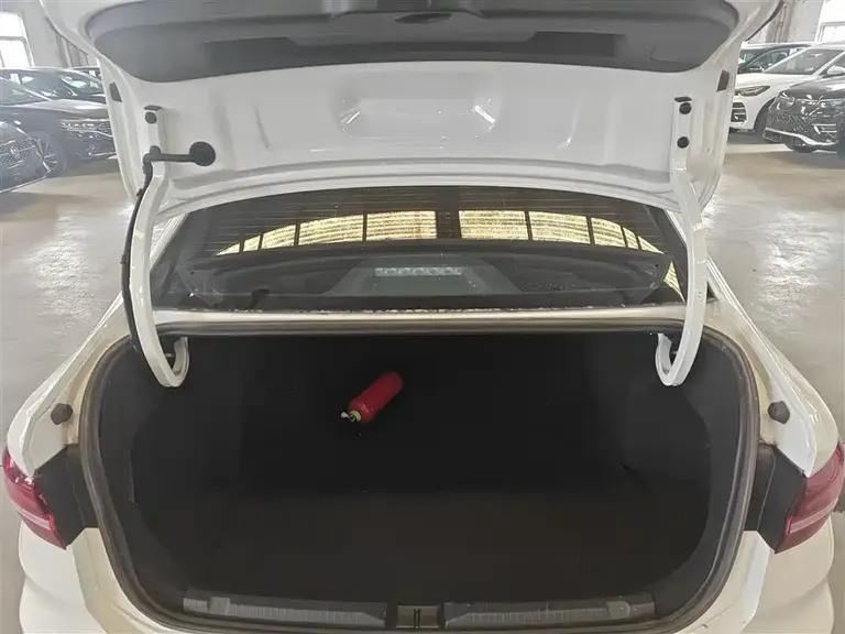 Volkswagen Lavida 1.5 L Auto Comfort