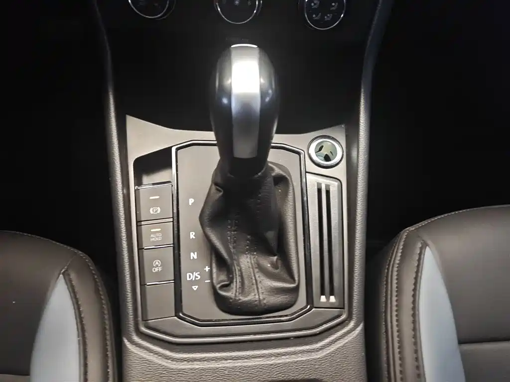 Lavida 1.5 L Auto Comfort