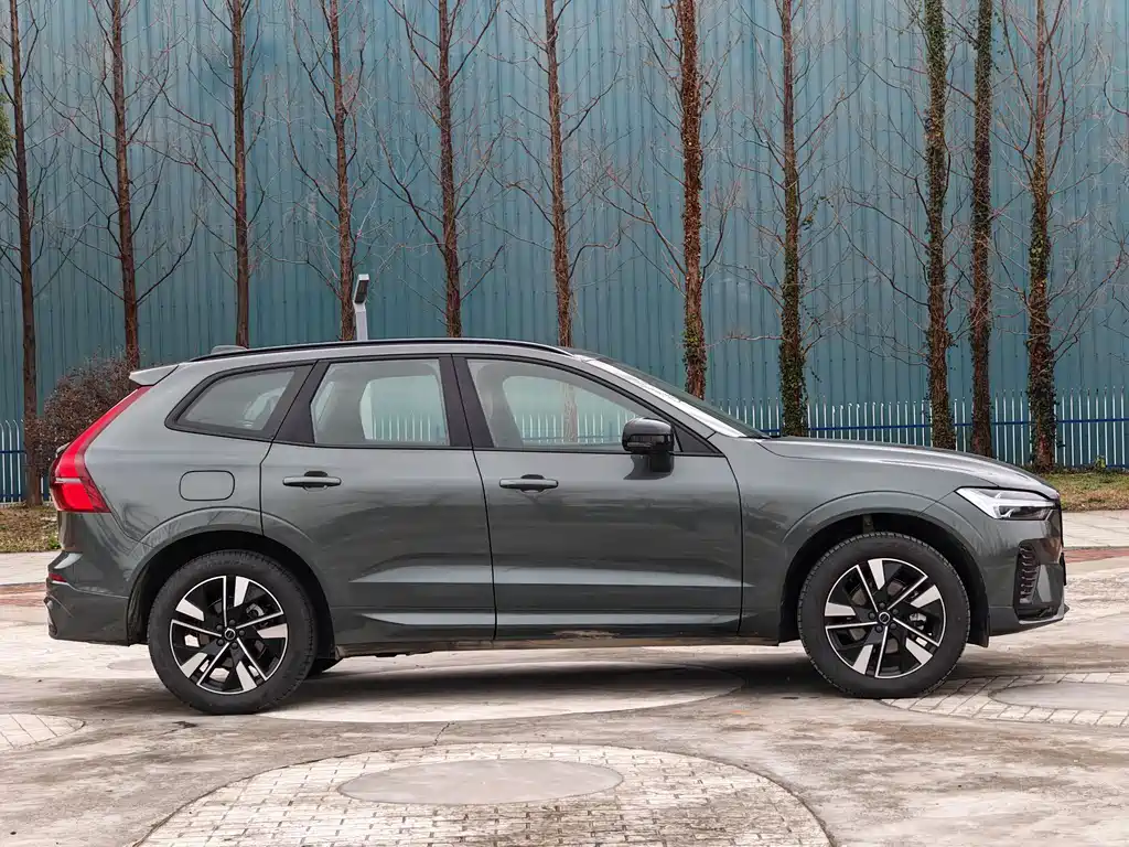 Volvo XC60 B5 4 WD Smart Vision Sport