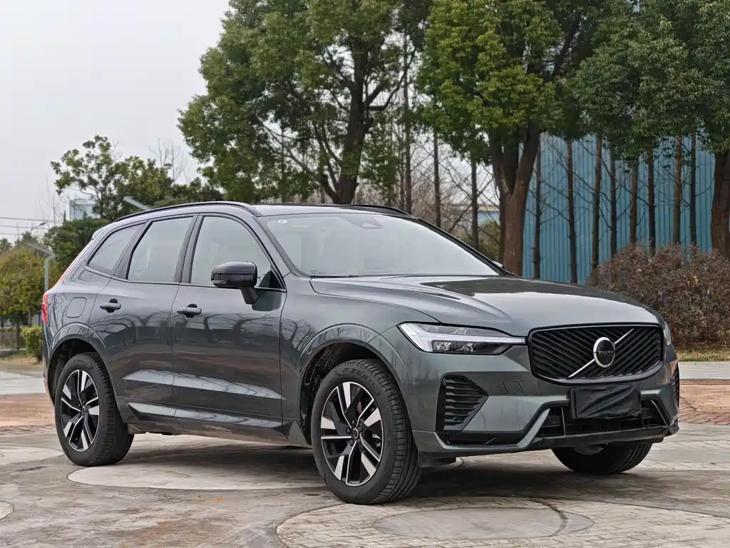 Volvo XC60 B5 4 WD Smart Vision Sport