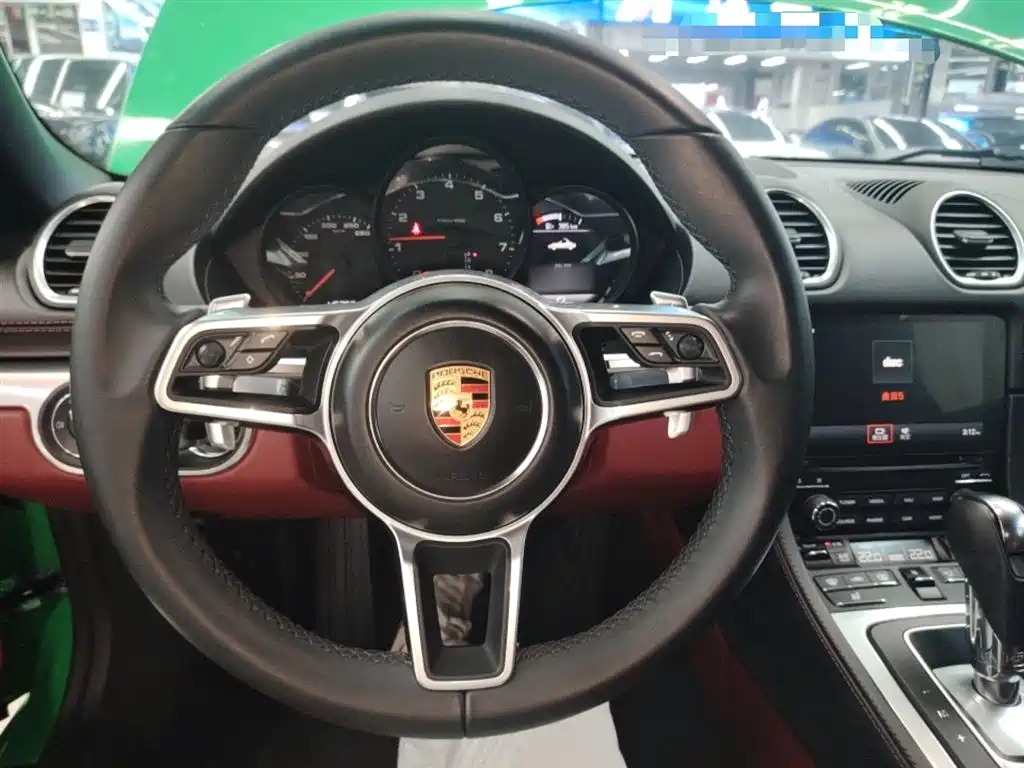Porsche 718 Boxster 2.0 T