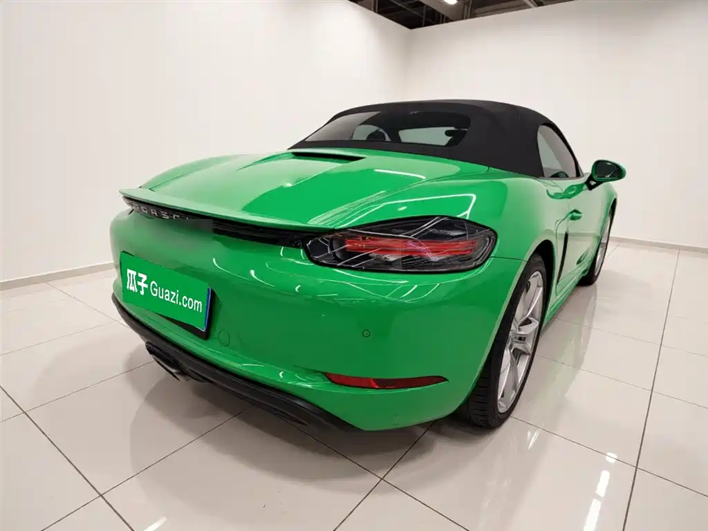 Porsche 718 Boxster 2.0 T