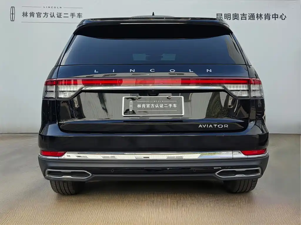 Aviator 3.0 T V6 4 WD Graceful