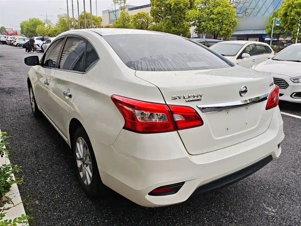 Sylphy Classic 1.6 XL CVT Luxury