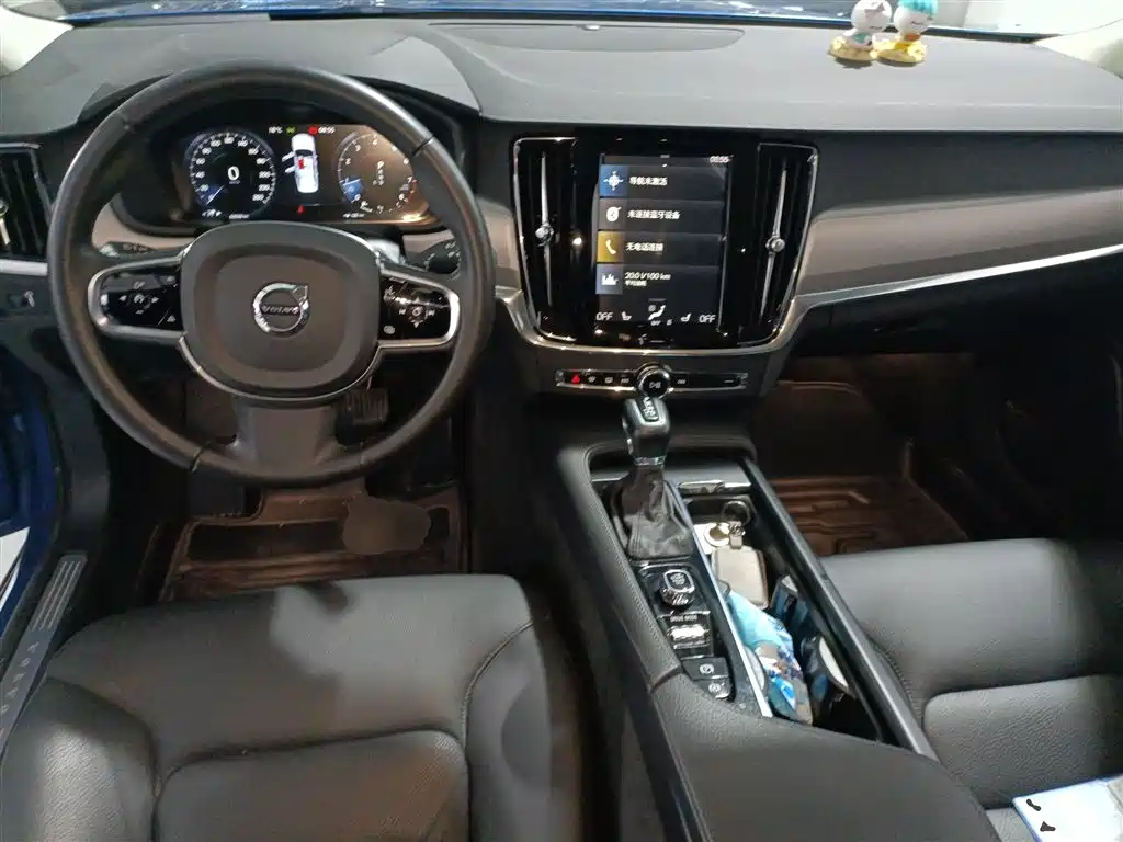 Volvo S90 沃尔沃S90 2020款 改款 T5 智逸运动版