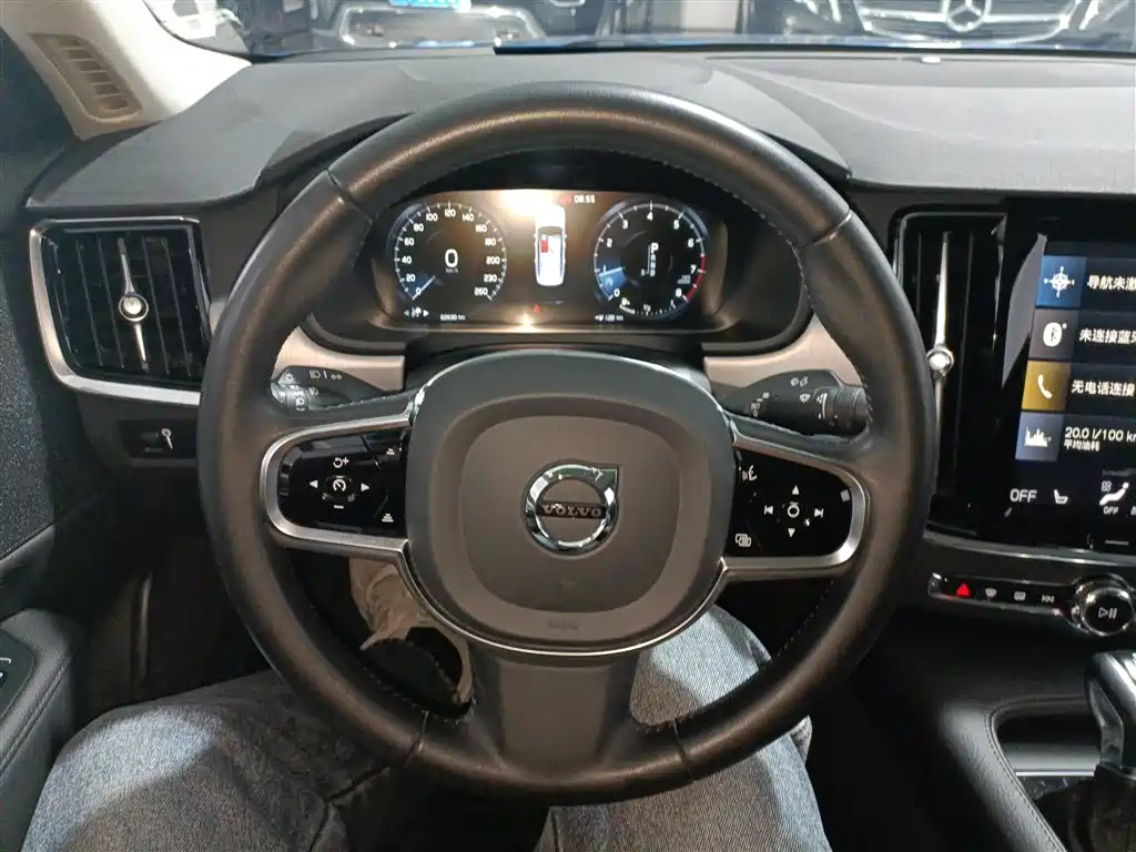 Volvo S90 沃尔沃S90 2020款 改款 T5 智逸运动版