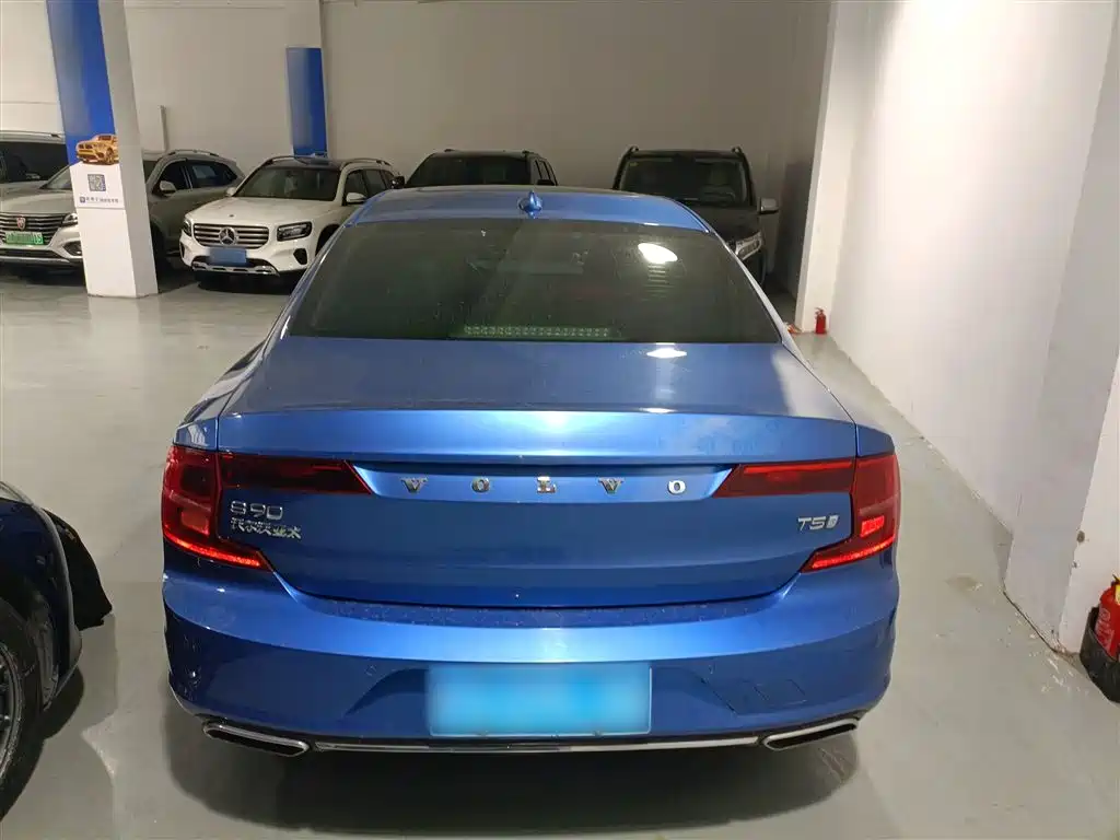 Volvo S90 沃尔沃S90 2020款 改款 T5 智逸运动版