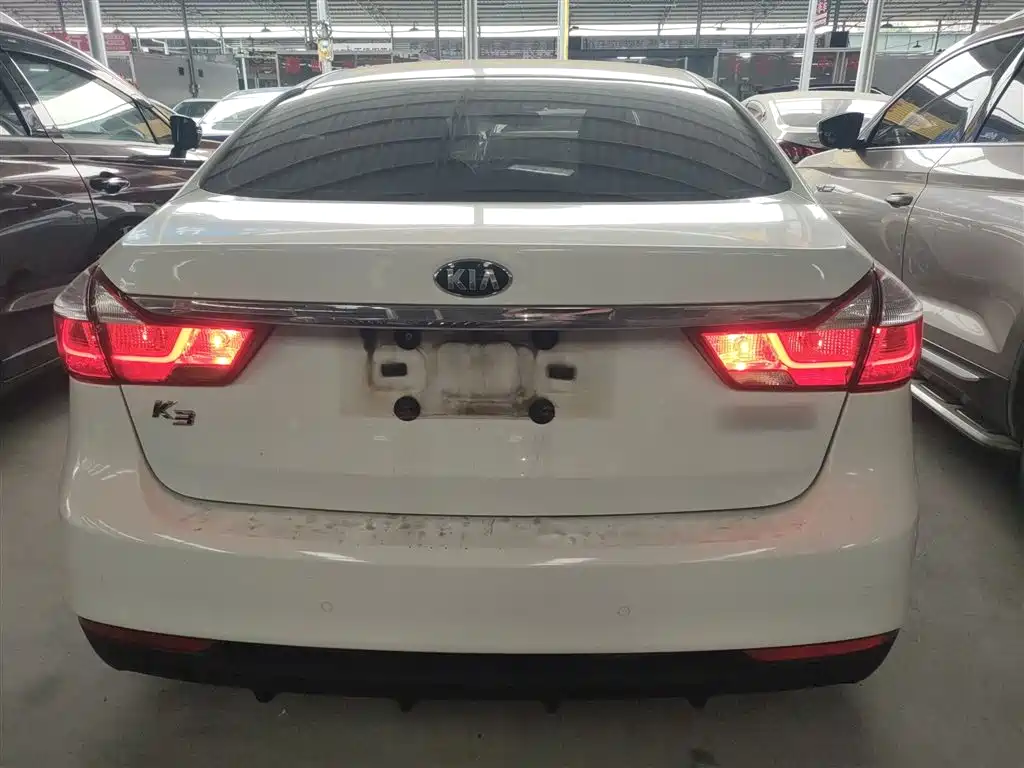 Kia K3 1.6 L Auto 15 Anniversary Special Edition GLS