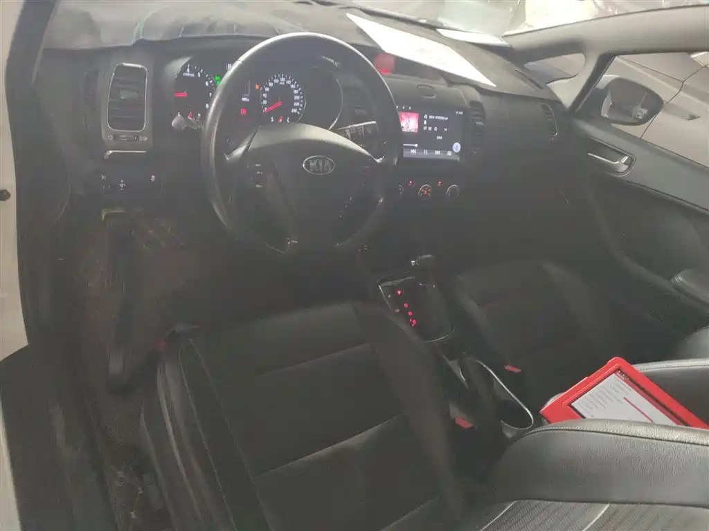 Kia K3 1.6 L Auto 15 Anniversary Special Edition GLS