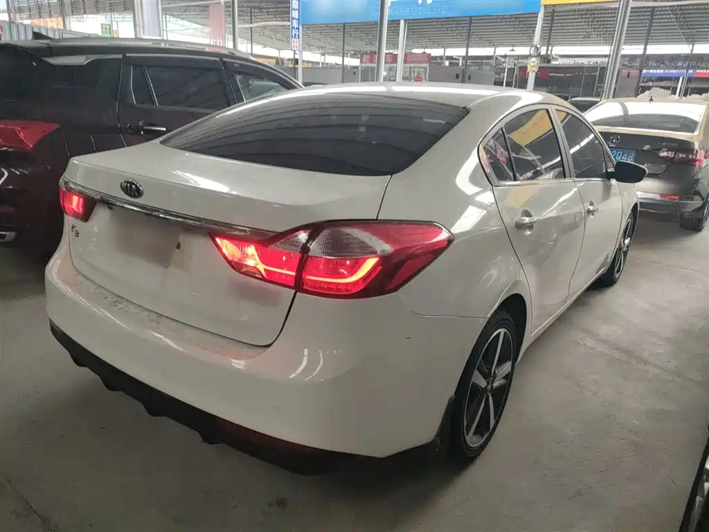 Kia K3 1.6 L Auto 15 Anniversary Special Edition GLS