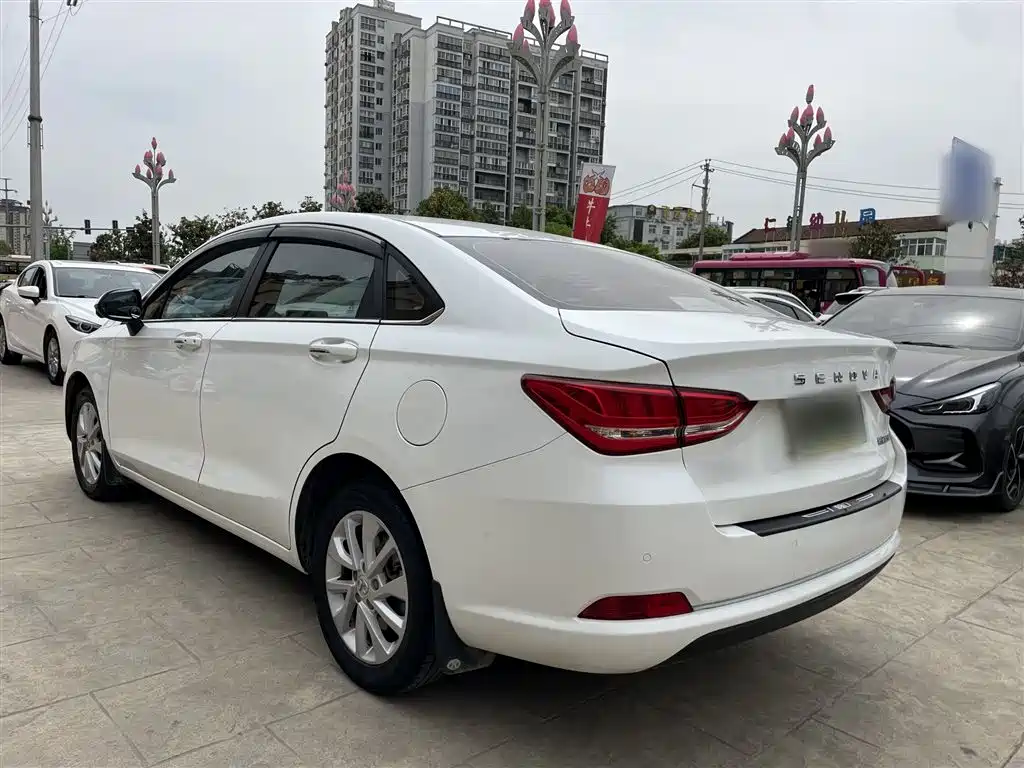 Senova D50 绅宝D50 2019款 1.5 L 手动尊贵版 国VI