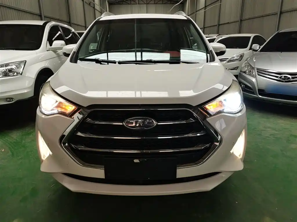 Refine S3 1.5 L Manual Luxury Smart
