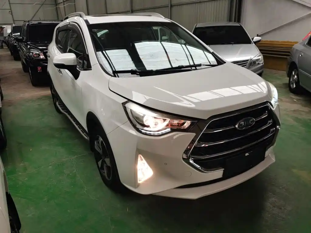 Refine S3 1.5 L Manual Luxury Smart