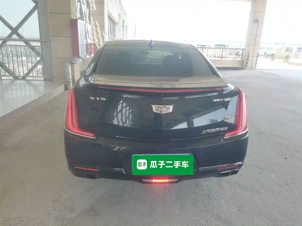 Cadillac XTS 28 T Elite